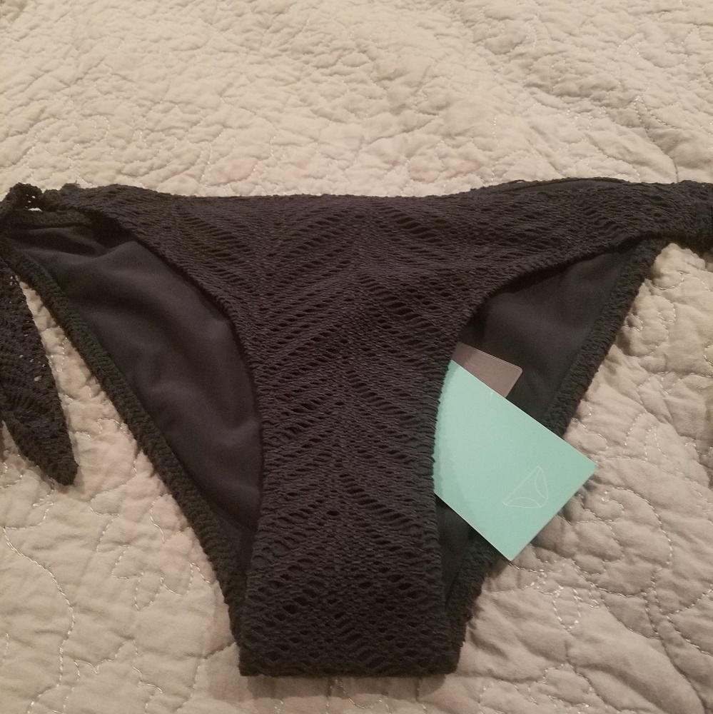 Lace bikini bottoms